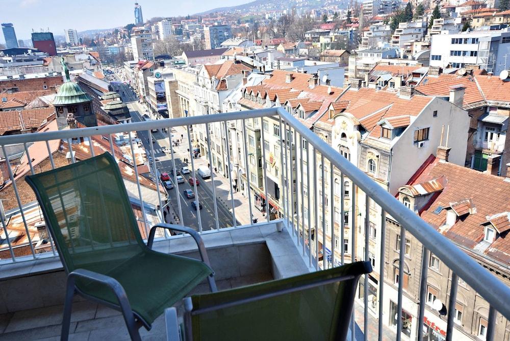 Hotel City View Deluxe Sarajevo Bagian luar foto